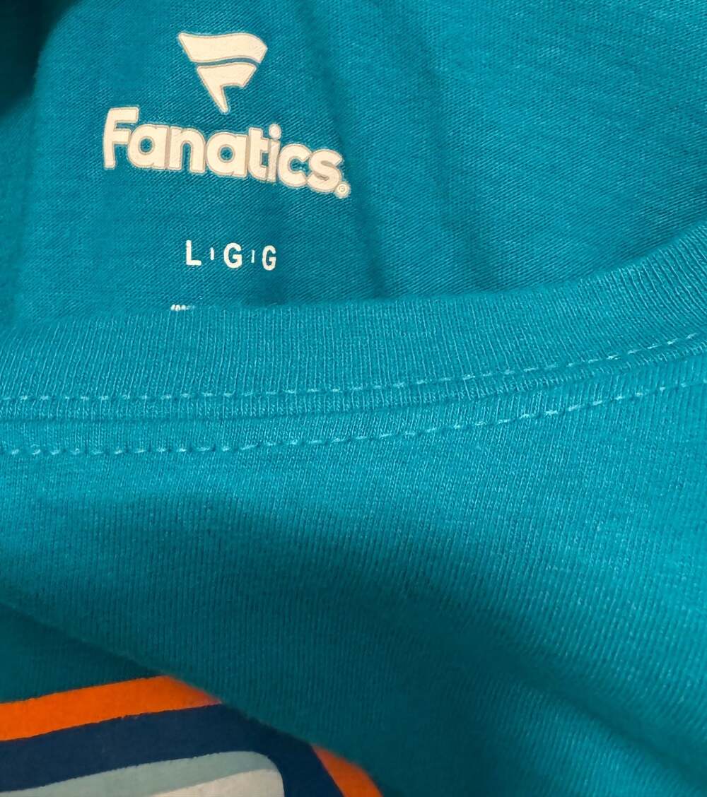 Fanatics Miami Dolphins 'Go Fins' Hometown Collection Graphic T-Shirt - Picture 3 of 4